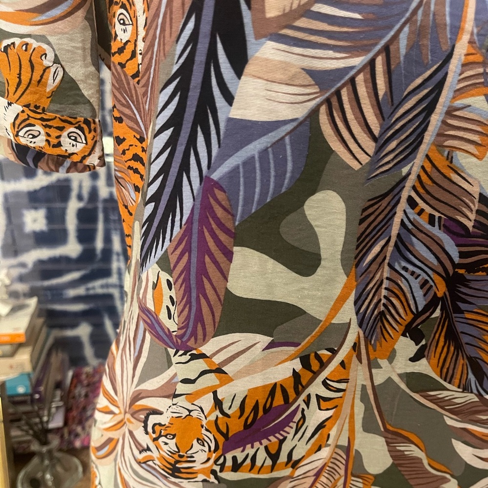 Womenβs Topshop Short Sleeve Tiger and Camo Print Shift Dress Spring Vacay Sz L - Picture 5 of 14